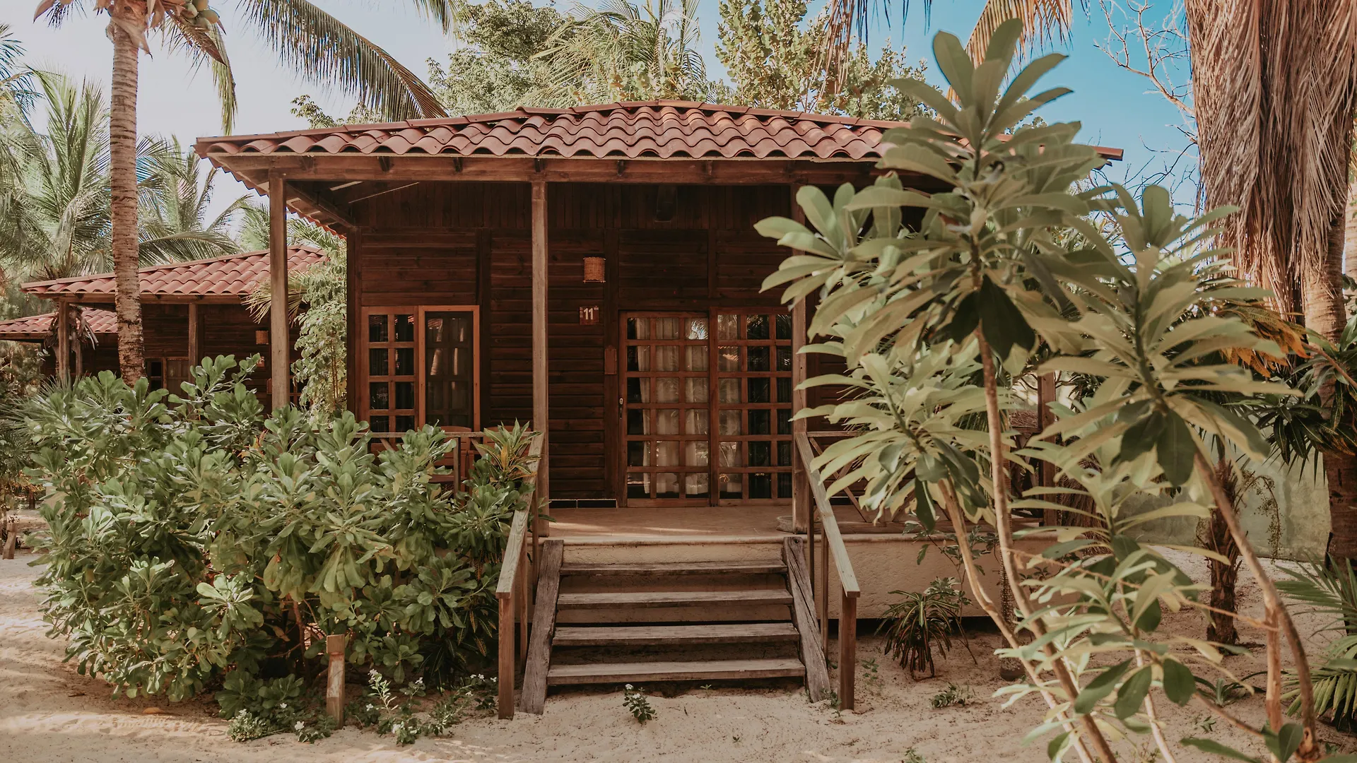 Petit Lafitte Beach Front Hotel & Bungalows Плая-дель-Кармен