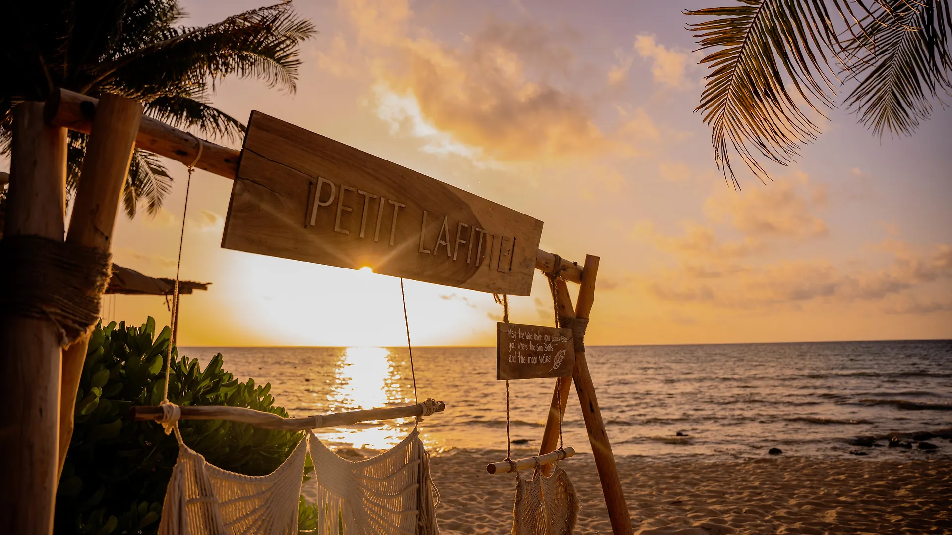 Petit Lafitte Beach Front Hotel & Bungalows Плая-дель-Кармен Мексика