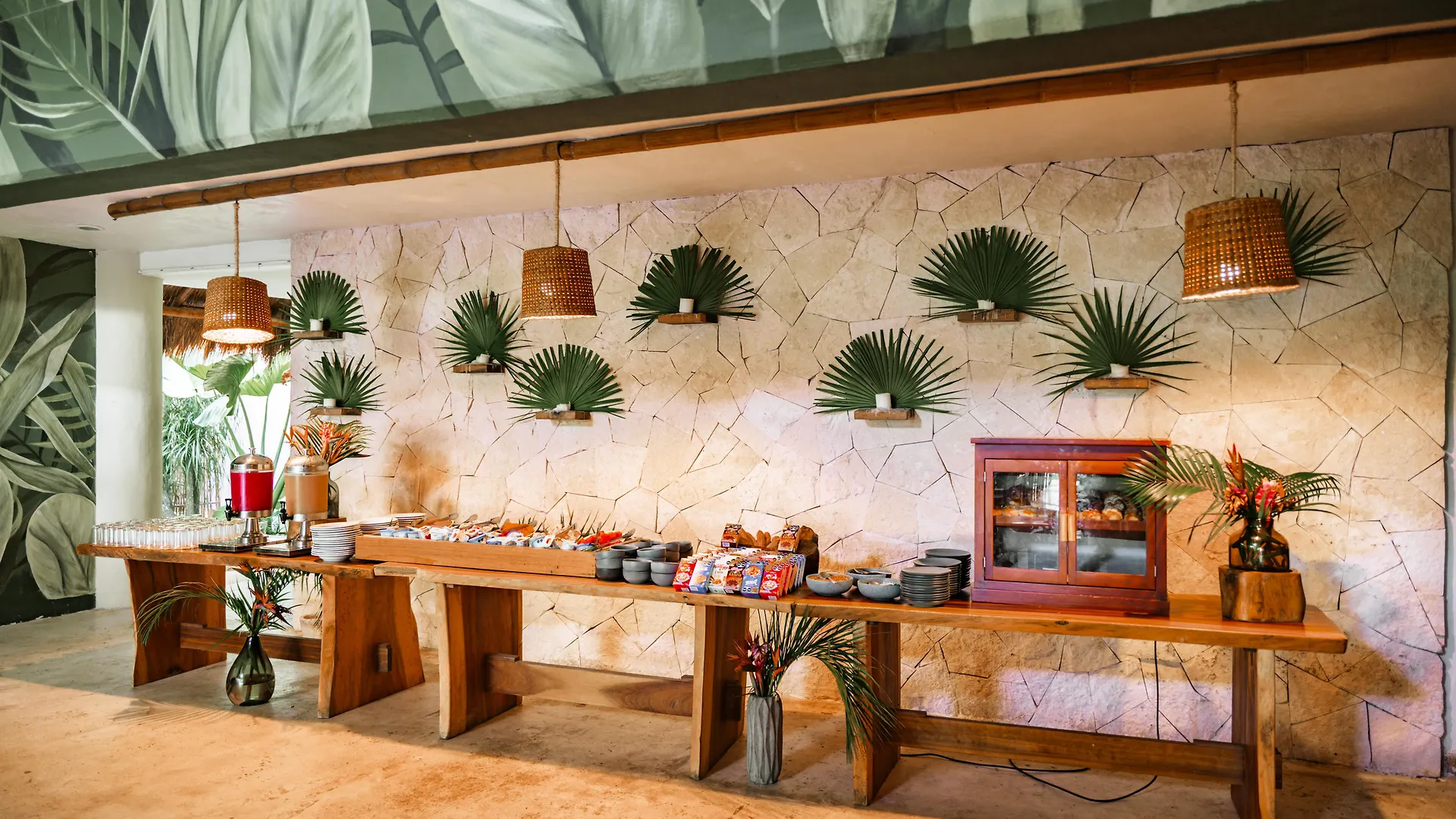 Petit Lafitte Beach Front Hotel & Bungalows Playa del Carmen